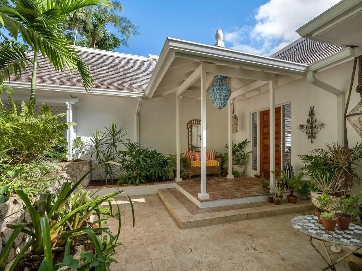 Villa Jamille - Stunningly Designed Villa With Pool, Sauna, & Ocean Views Port Antonio