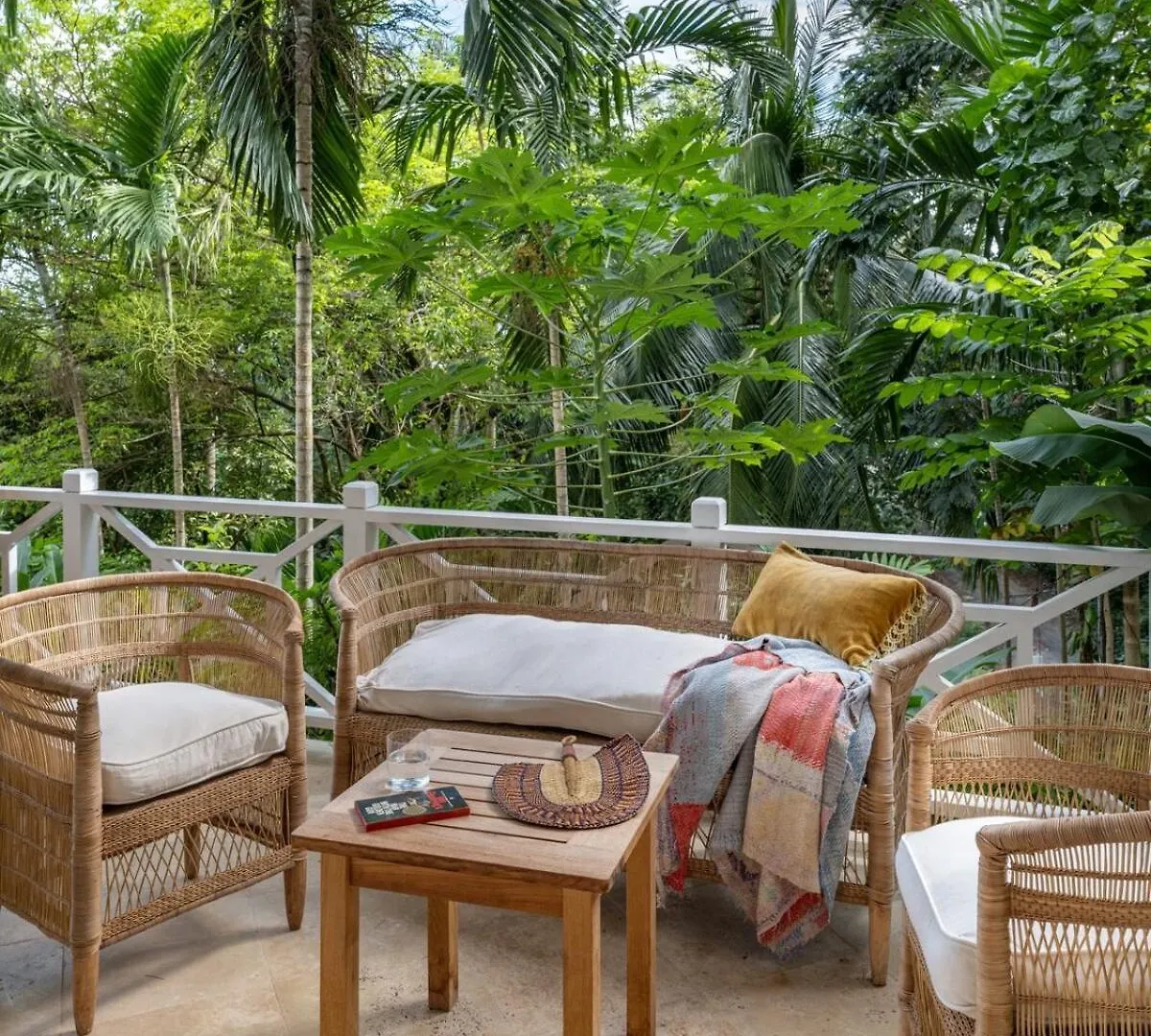 Villa Jamille - Stunningly Designed Villa With Pool, Sauna, & Ocean Views Port Antonio